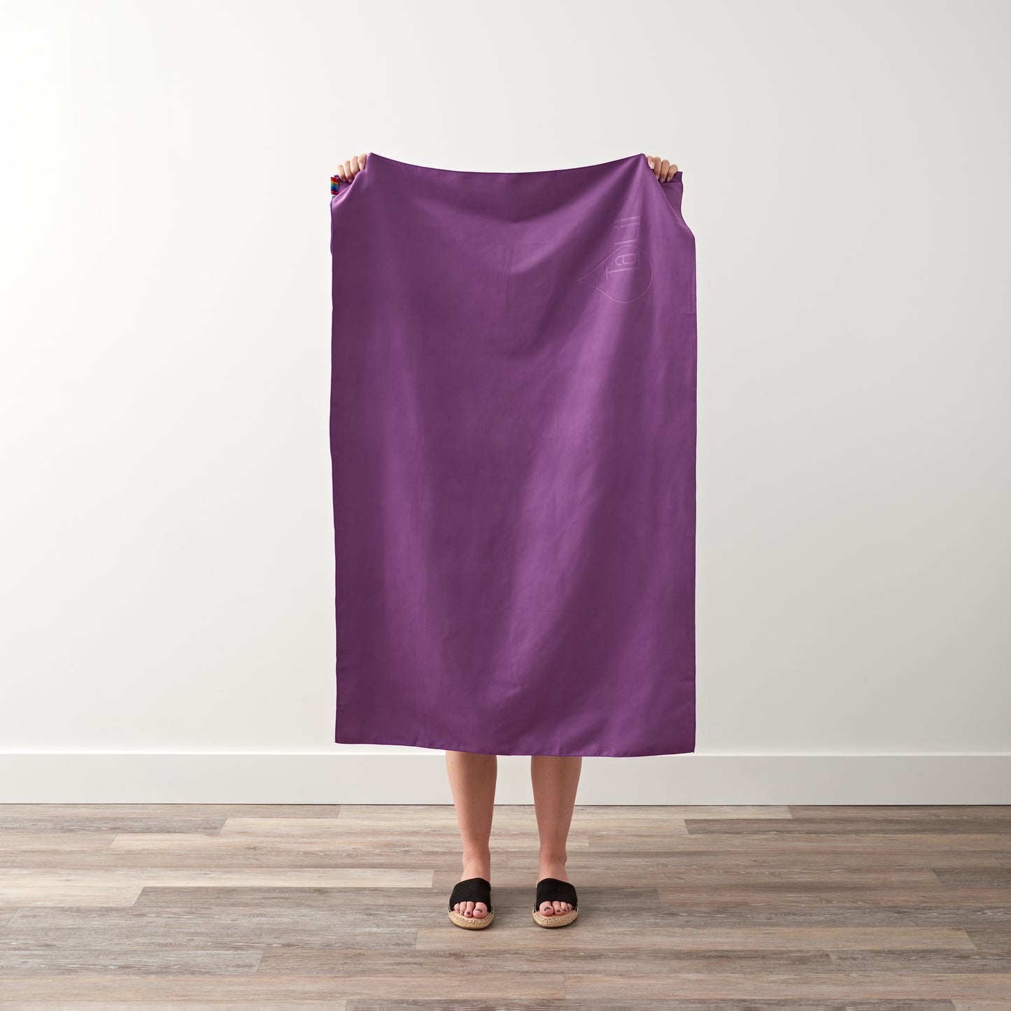 MEDIUM TOWEL - BATH TOWEL