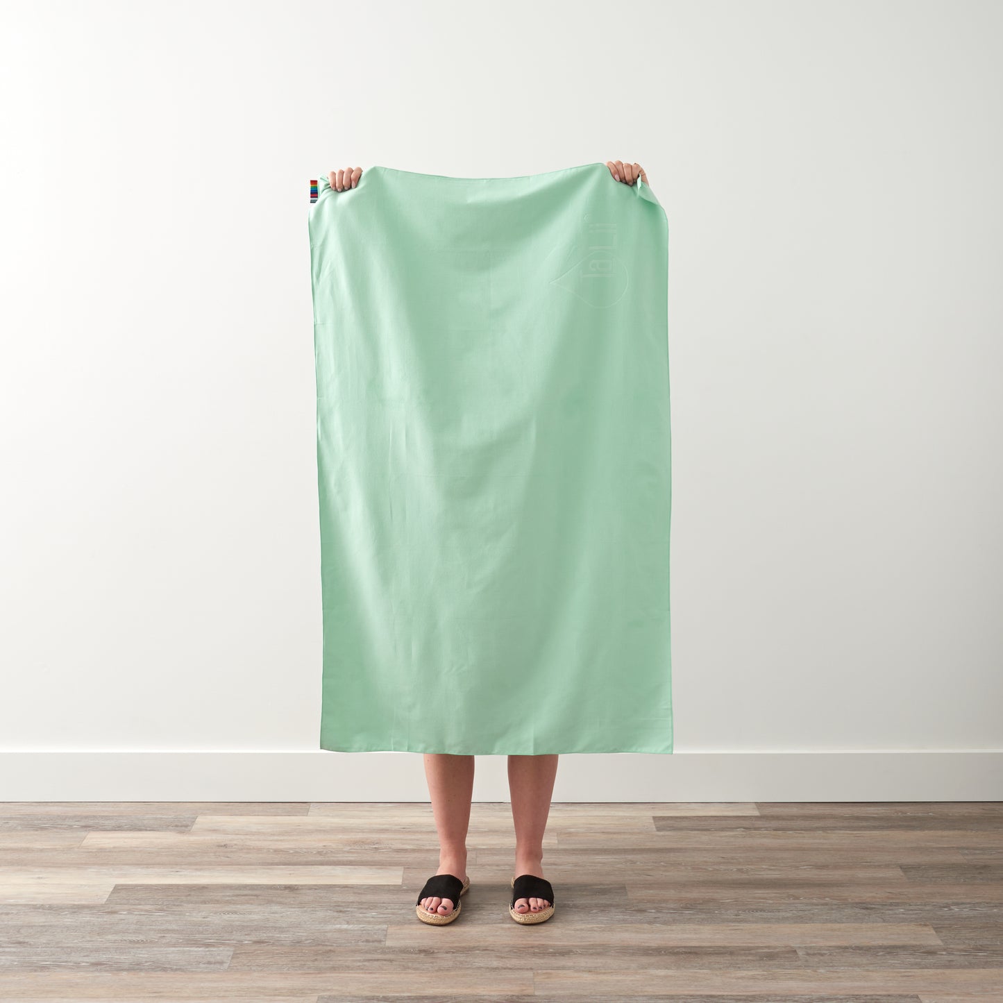 MEDIUM TOWEL - BATH TOWEL