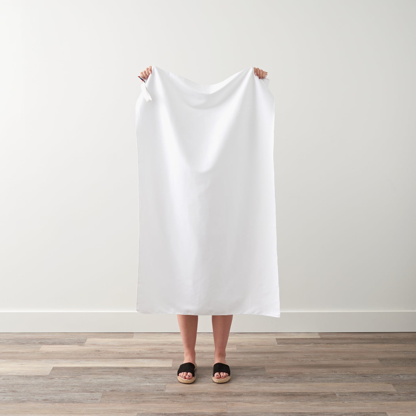 MEDIUM TOWEL - BATH TOWEL